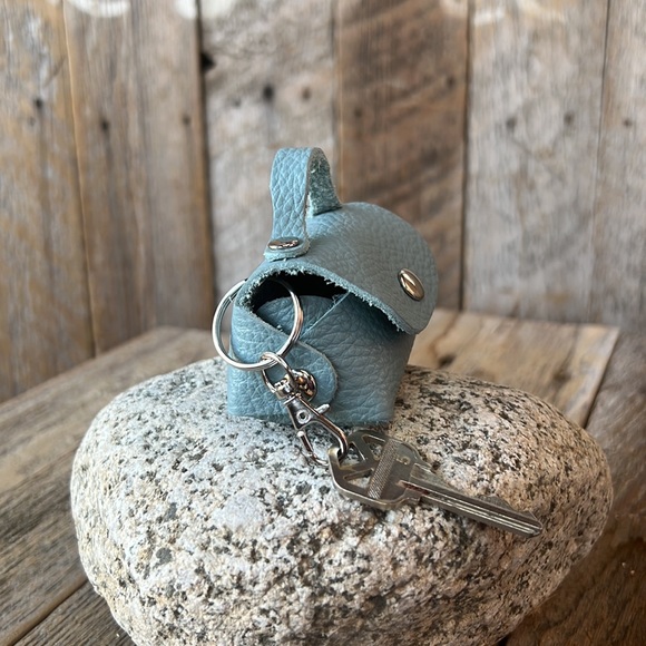 Handmade Leather Mini Bag Keychain - Picture 3 of 5